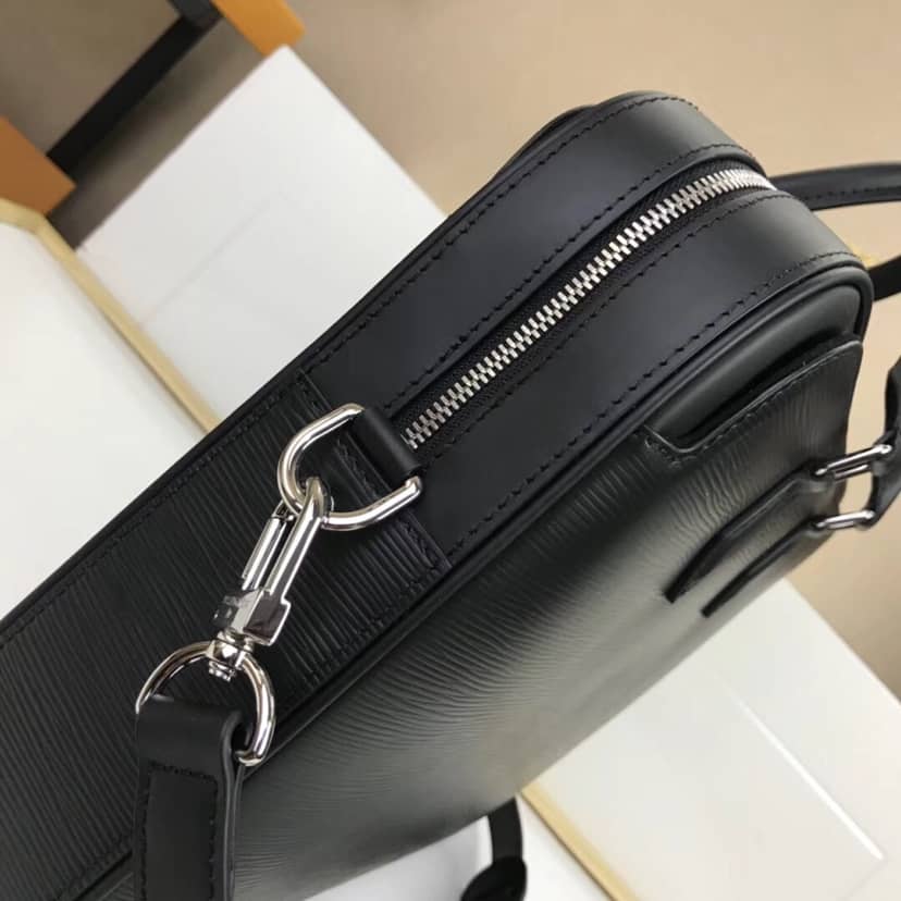 L0vis Vvtt0n Dandy MM Epi Leather Bag Replica Black M54404