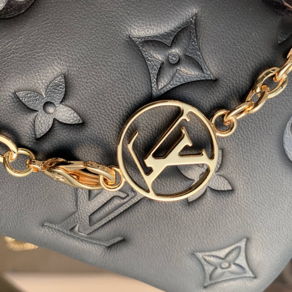 L0vis Vvtt0n Beltbag Coussin Cruise M81125 Replica Crossbody Bag