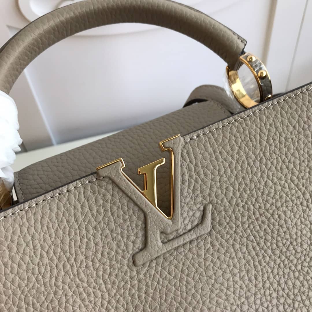 L0vis Vvtt0n Capucines MM Taurillon Leather Tote Replica Gray M94428
