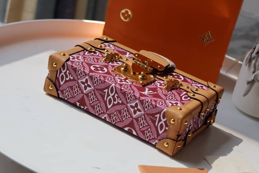 L0vis Vvtt0n Petite Malle Monogram Canvas Replica Bag Red M40273
