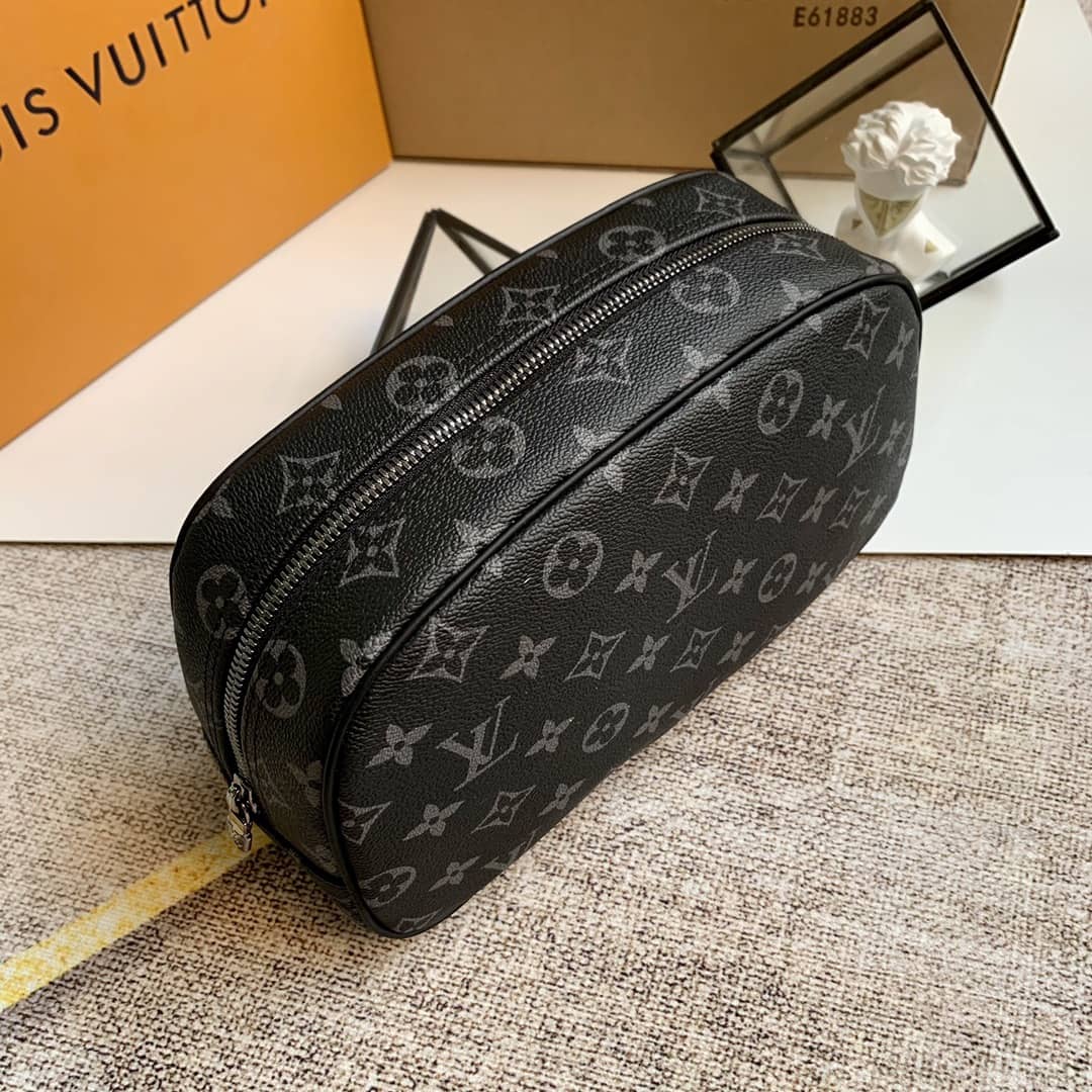 L0vis Vvtt0n Monogram Canvas Toiletry Bag Replica Black M47527