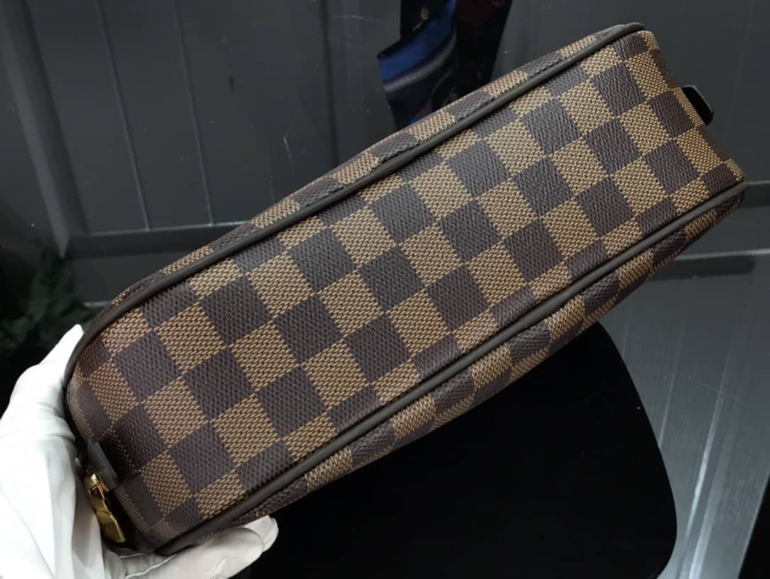 L0vis Vvtt0n Damier Ebene Toiletry Pouch