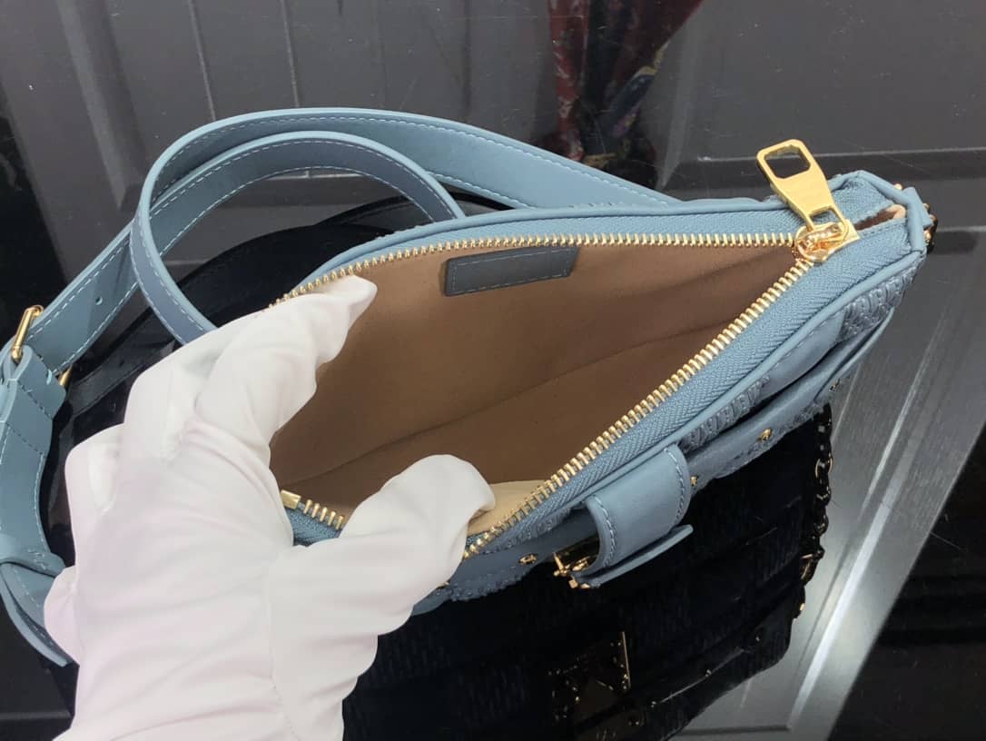 L0vis Vvtt0n Pochette Troca Replica Shoulder Bag Blue M59046