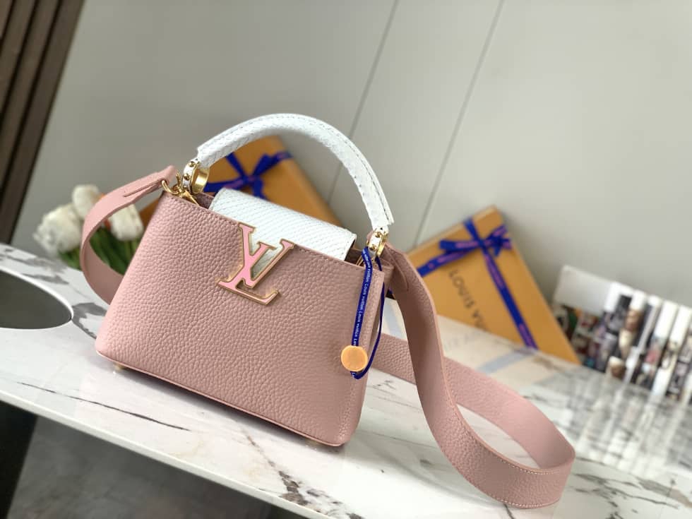 L0vis Vvtt0n Galet Capucines Mini Bag