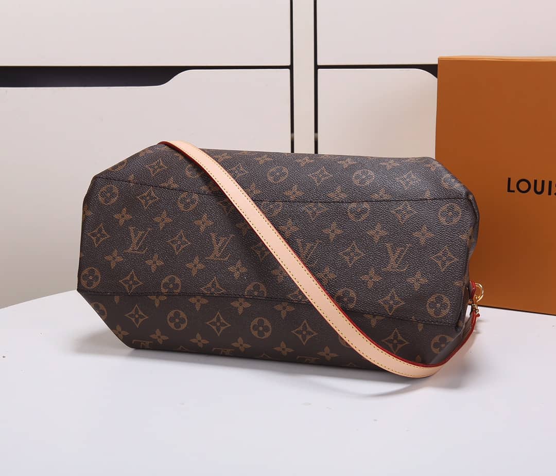 L0vis Vvtt0n Rivoli MM Monogram Canvas Replica Bag M44546