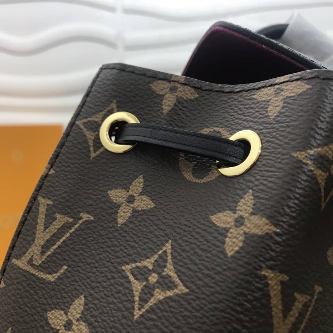 L0vis Vvtt0n Montsouris BB Monogram Replica Backpack Black M45502