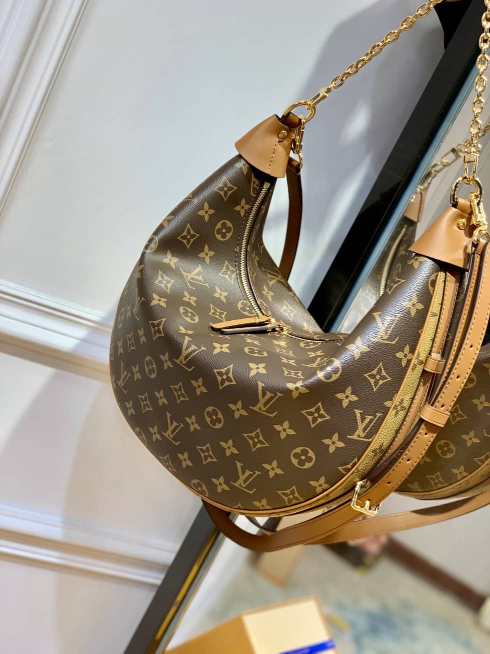 L0vis Vvtt0n Loop Monogram Reverse Coated Canvas M46311 Replica Hobo