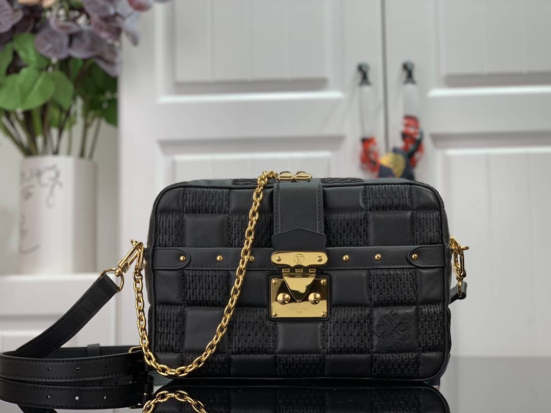 L0vis Vvtt0n Damier Quilt Lambskin Troca MM H27 Replica Bag Black M59114