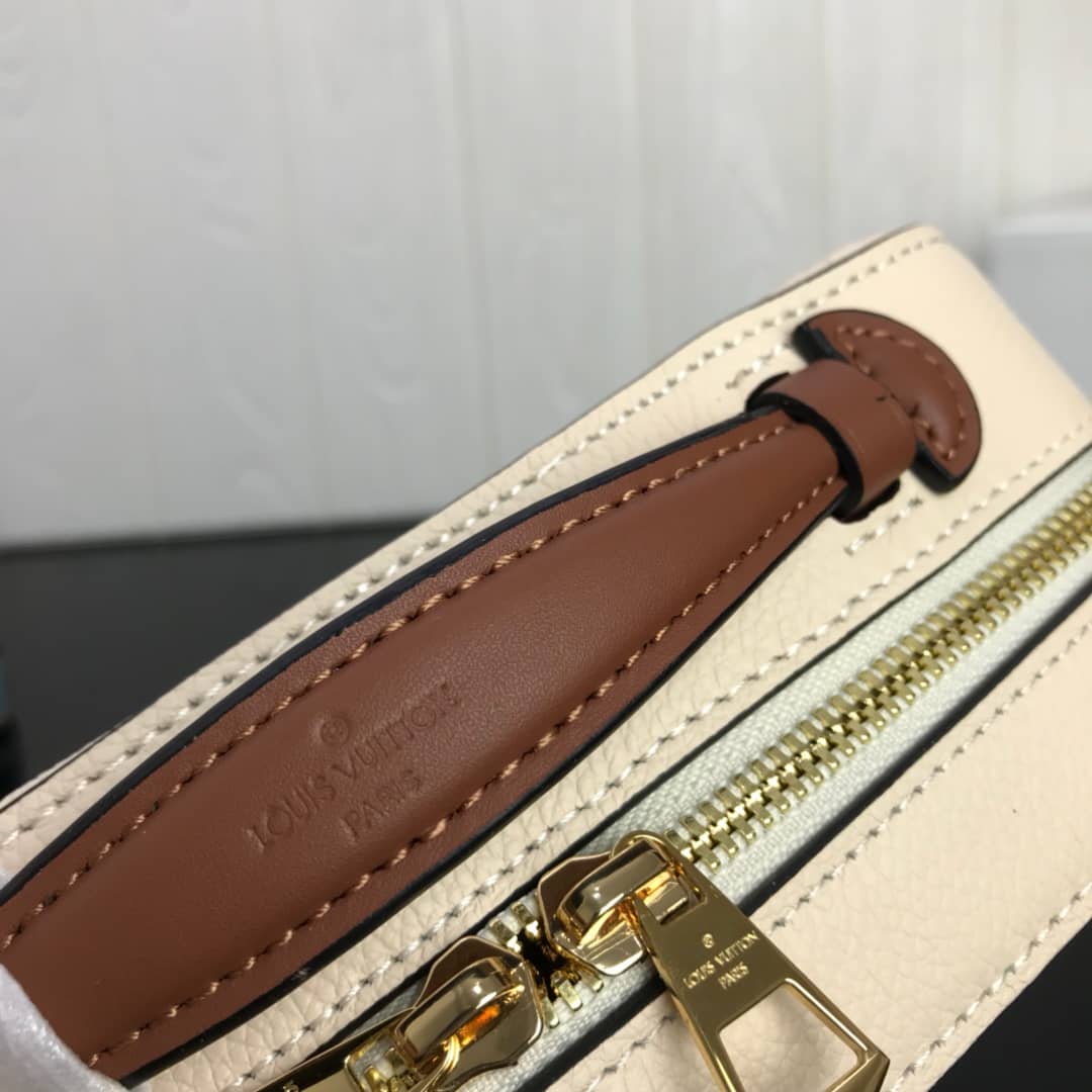 L0vis Vvtt0n Saintonge Monogram Empreinte Replica Bag White M44593