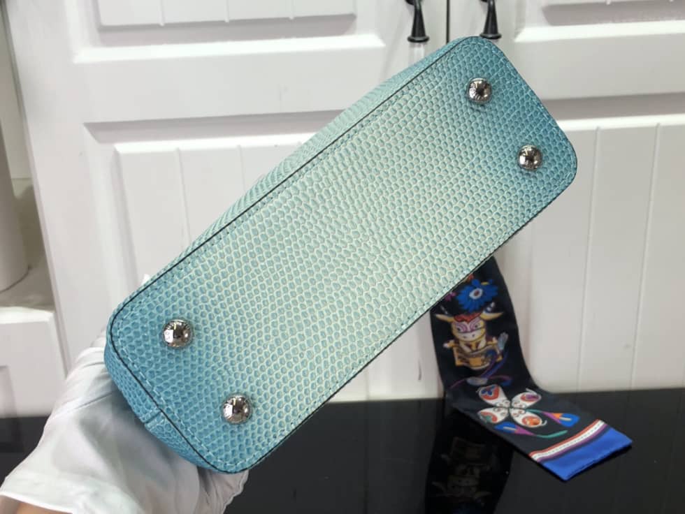 L0vis Vvtt0n Capucines Mini Collection Blue N98093 Replica Shoulder Bag
