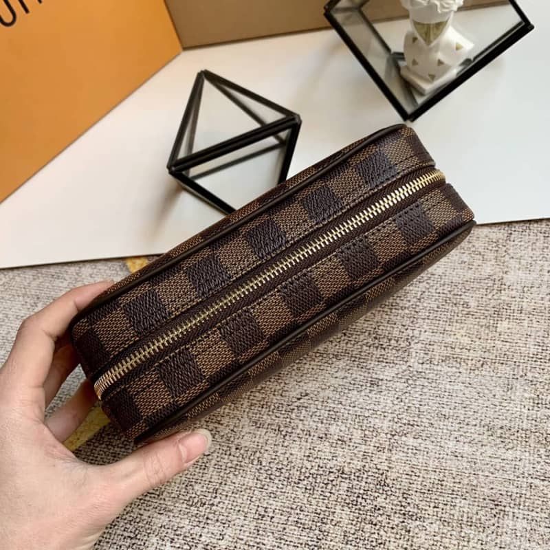 L0vis Vvtt0n Toiletry Trousse Damier Pouch PM Replica N47522