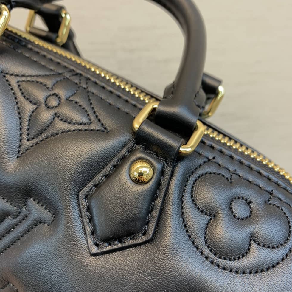 L0vis Vvtt0n Papillon BB Black M59800 Replica Shoulder Bag