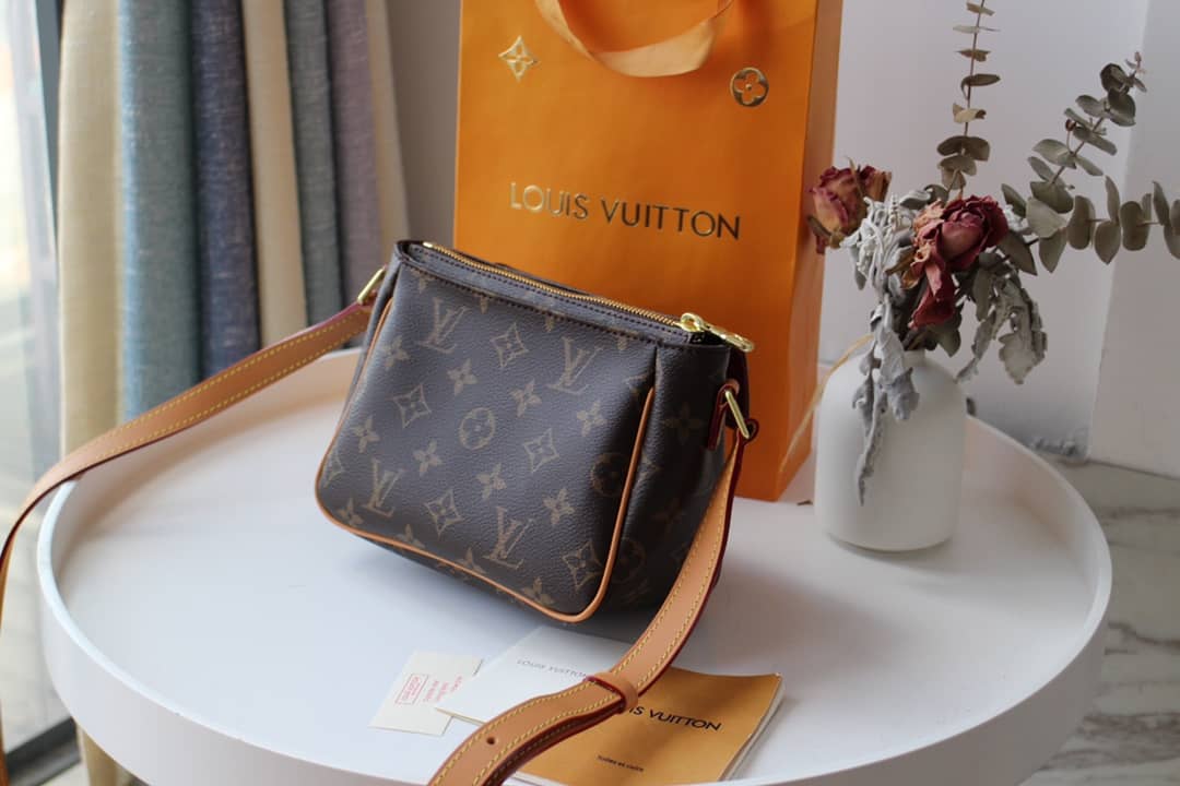 L0vis Vvtt0n Monogram Viva Cite PM Replica Shoulder Bag M51165