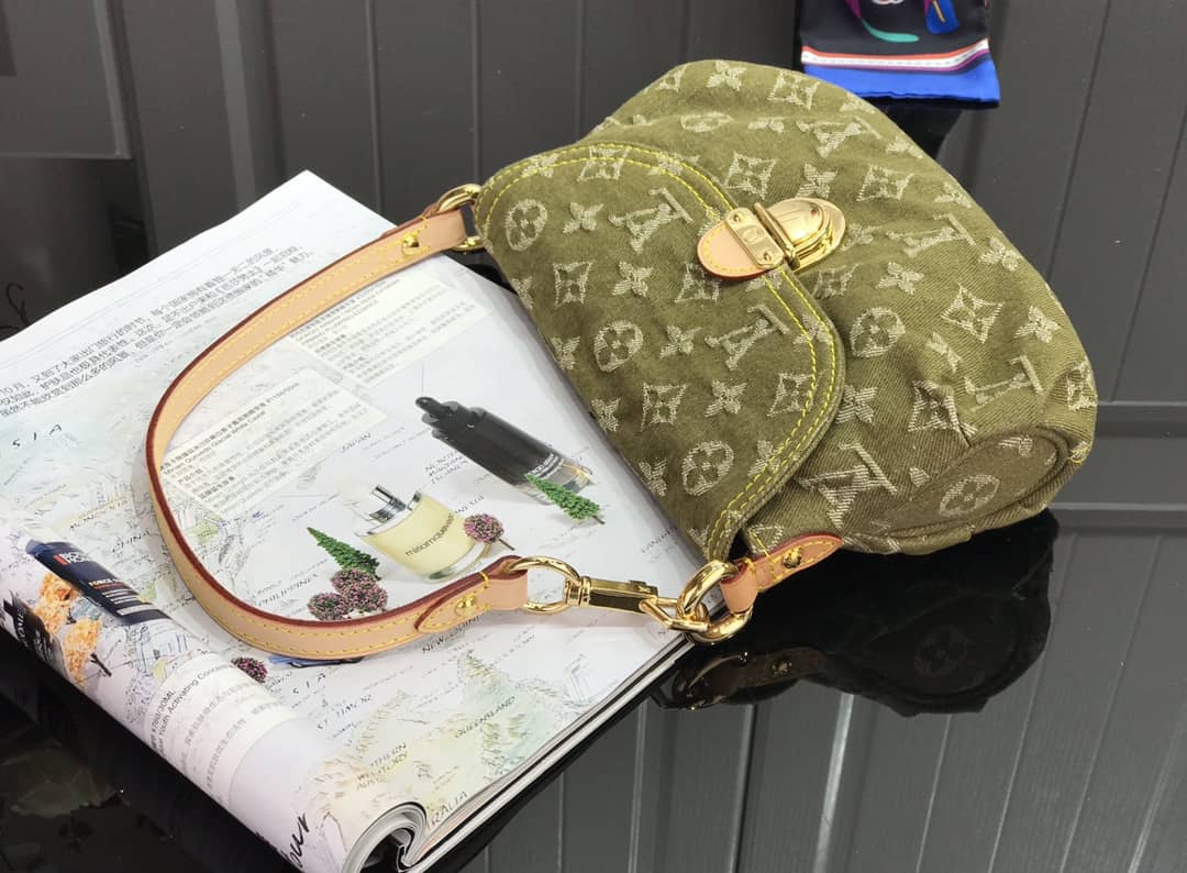 L0vis Vvtt0n Monogram Denim Mini Pleaty Replica Shoulder Bag Green M95050