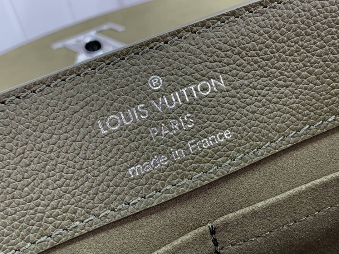 L0vis Vvtt0n Lock Me Ever 2Way Bag Replica Green M52787