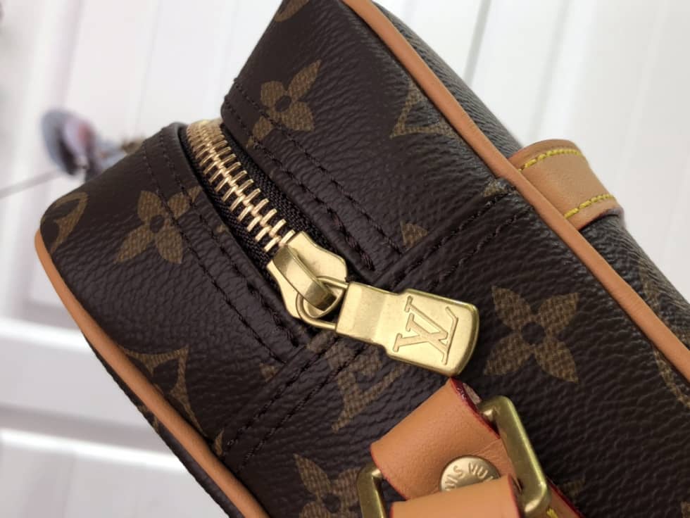 L0vis Vvtt0n Monogram Trocadero 23 Shoulder Bag M51276 Replica