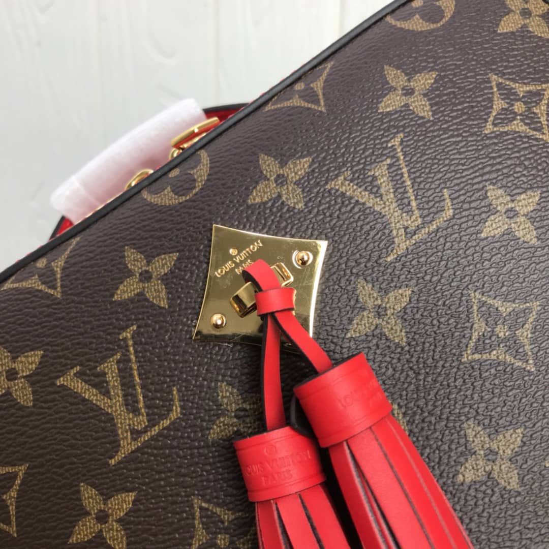 L0vis Vvtt0n Canvas Saintonge Replica Camera Bag Red M43555