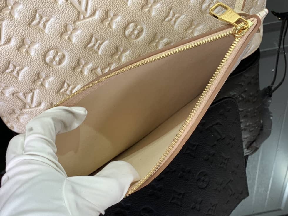 L0vis Vvtt0n Neverfull MM Carryall Pale Beige M46231 Replica Tote