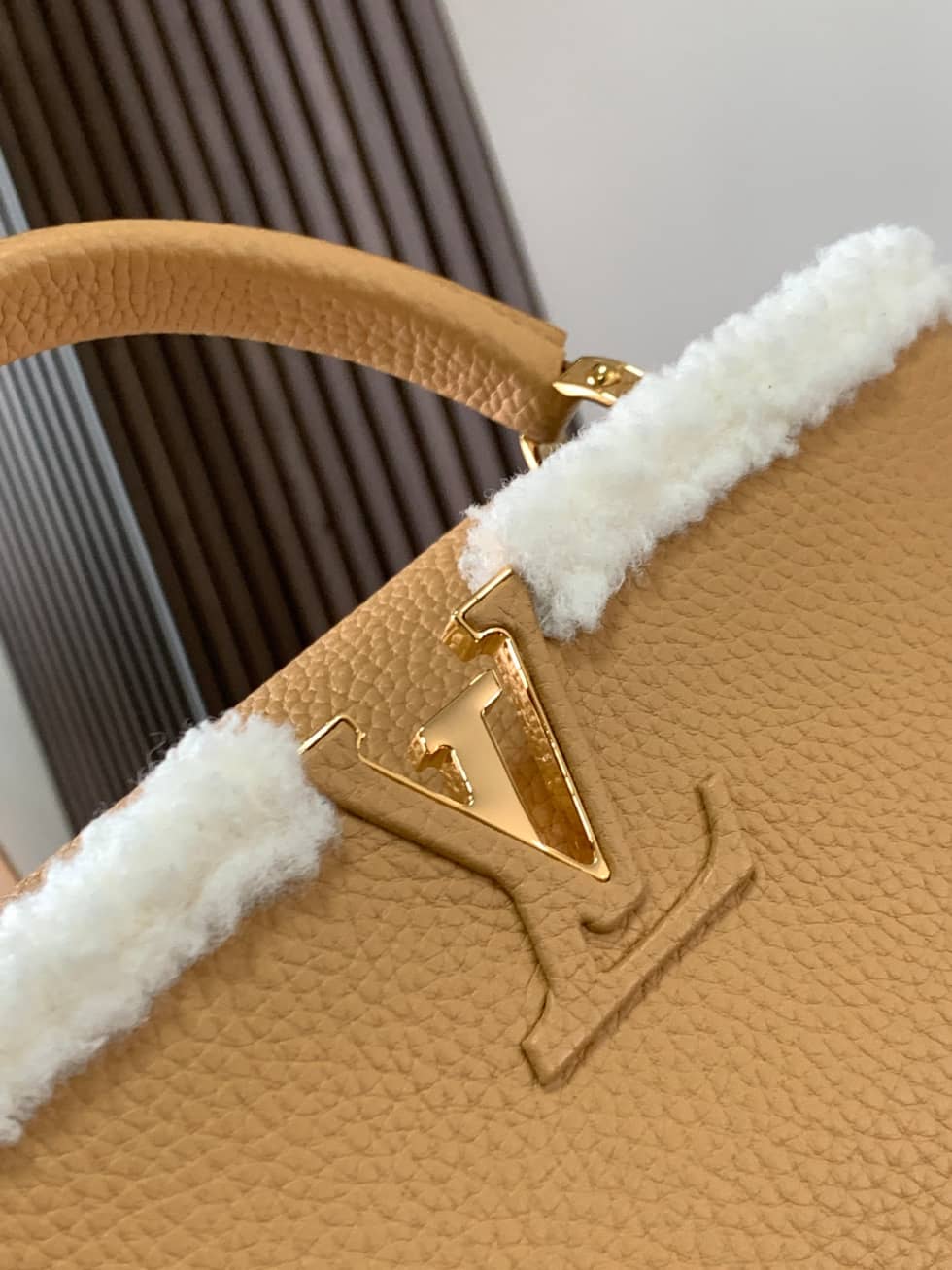 L0vis Vvtt0n Capucines BB Cruise M59267 Replica Crossbody Bag