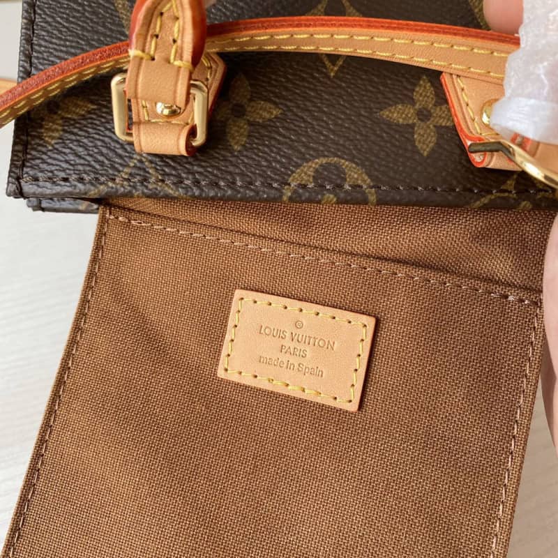 L0vis Vvtt0n Monogram Petit Sac Plat 2Way Replica Shoulder Bag Brown M69442