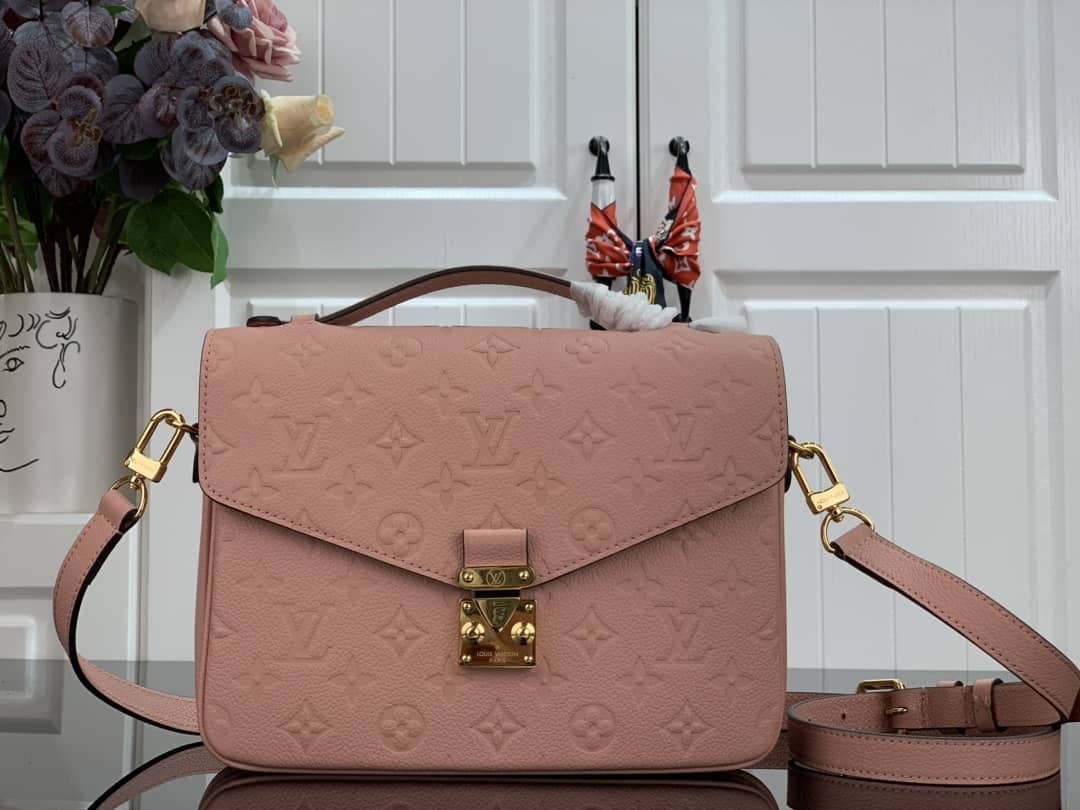 Best Replica L0vis Vvtt0n Pochette Metis Marine Leather Pink M44071 Replica Shoulder Bag(ColaReps)