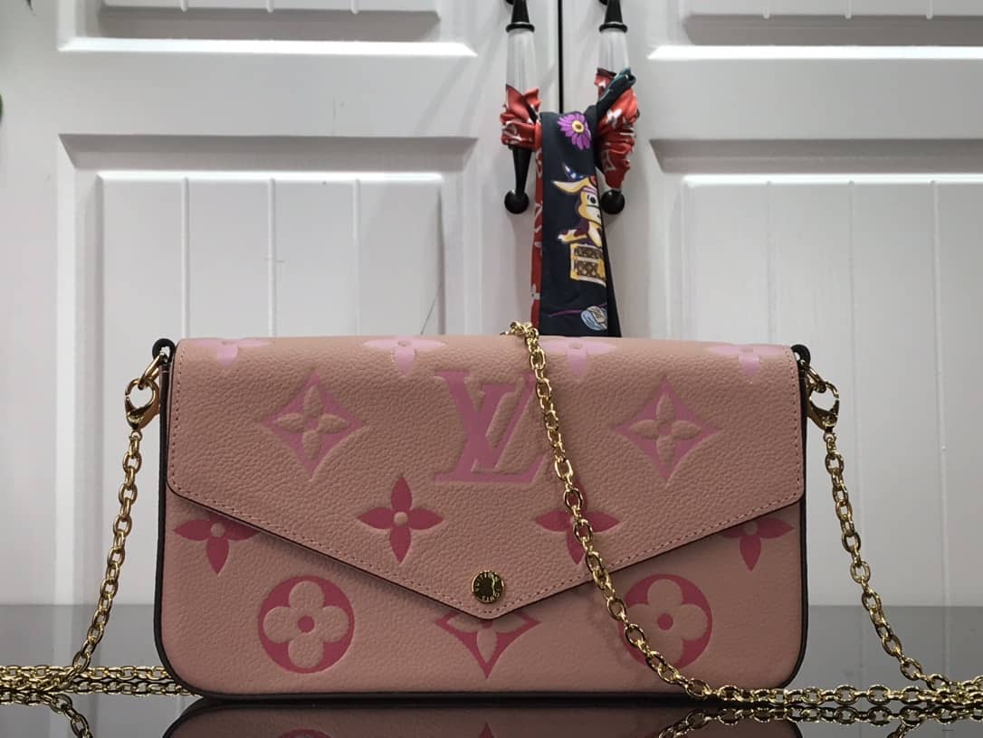 L0vis Vvtt0n Monogram Pochette Felicie Replica Bag Pink M80498
