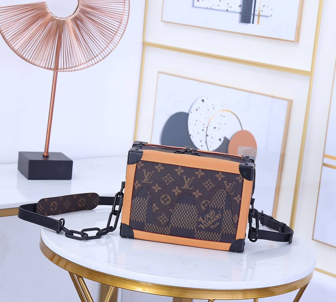 L0vis Vvtt0n Nigo Soft Trunk Damier Monogram Replica Shoulder Bag N40381