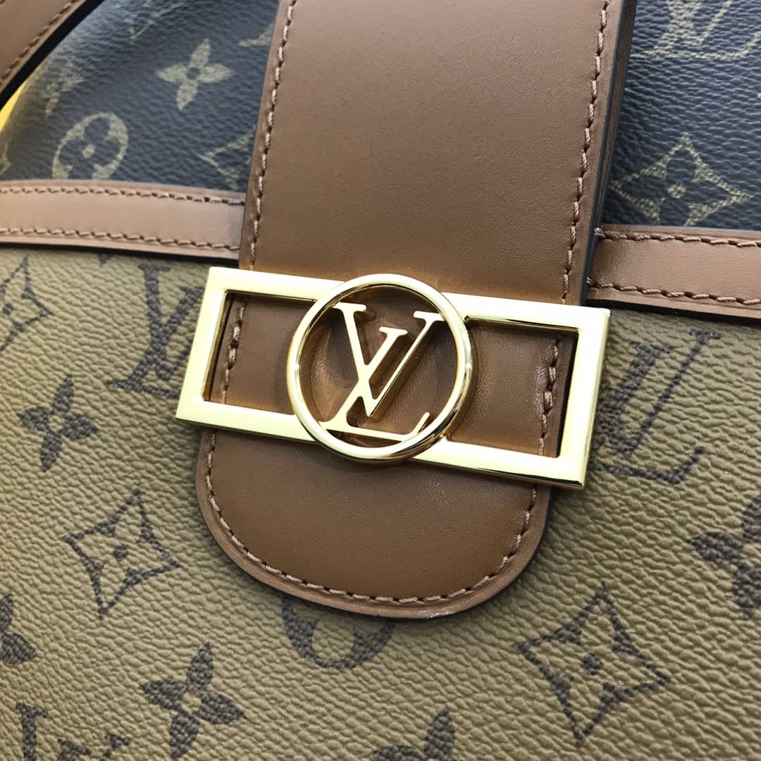 L0vis Vvtt0n Dauphine MM Replica Hobo M45196