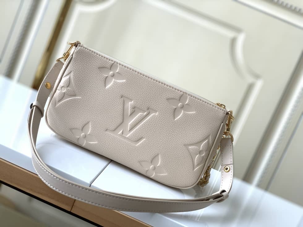L0vis Vvtt0n Monogram Empreinte Multi Pochette Accessoires M80447 Replica