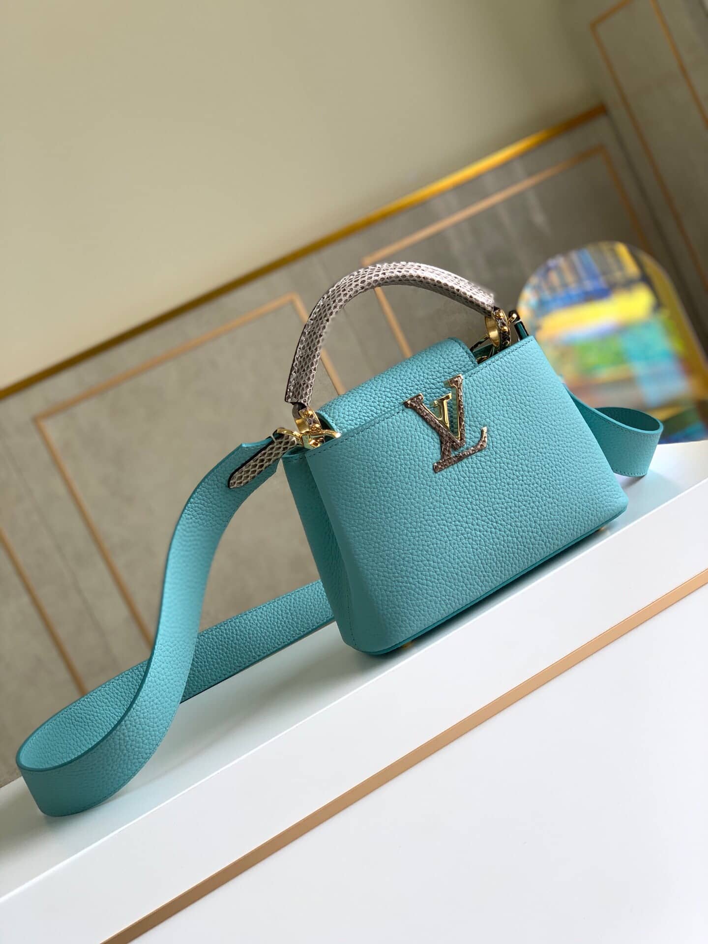 L0vis Vvtt0n Capucines Mini Replica Bag Blue M55921