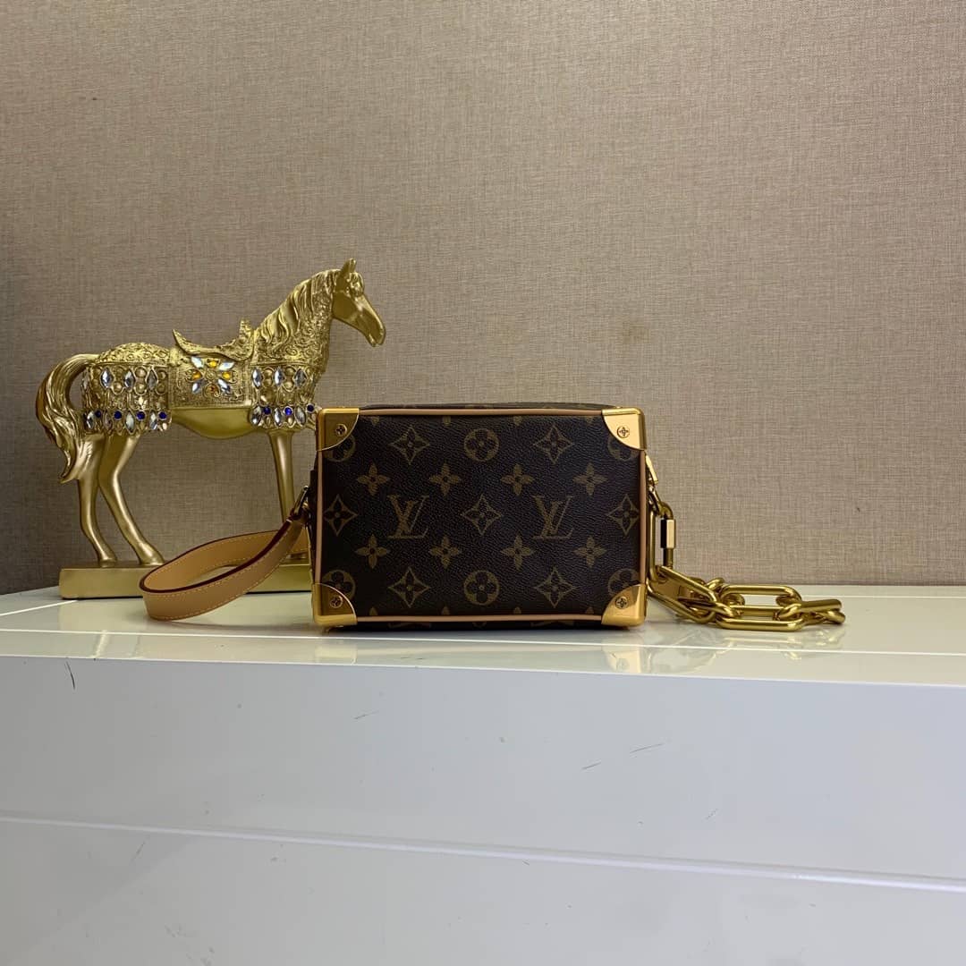 L0vis Vvtt0n Mini Soft Trunk Monogram Replica Bag M68906
