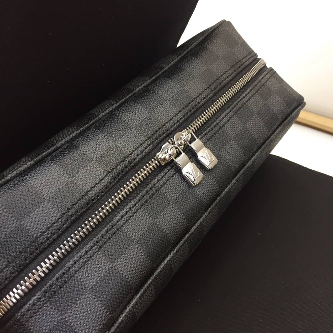 L0vis Vvtt0n Naviglio Leather Shoulder Bag Replica Black N45255