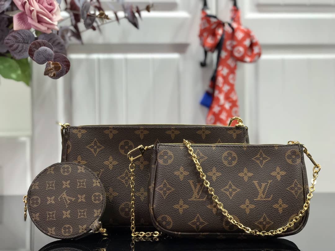 L0vis Vvtt0n Monogram Canvas Multi Pochette Replica Pink M44823