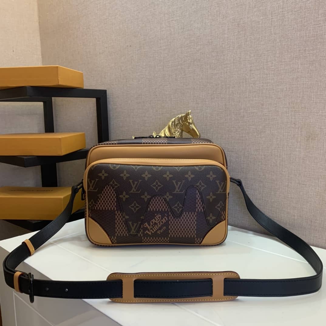 L0vis Vvtt0n x Nigo Giant Monogram Messenger Replica Bag M44757