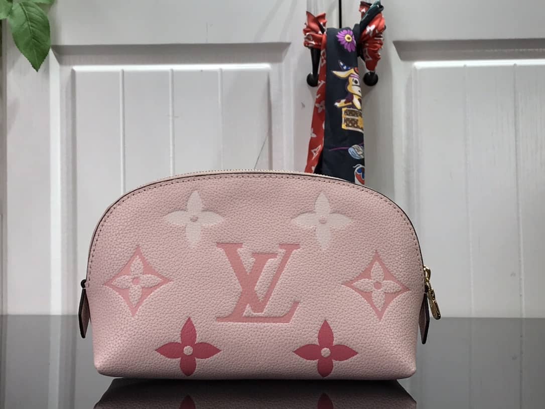 L0vis Vvtt0n Monogram Empreinte Cosmetic Pouch Replica M80502