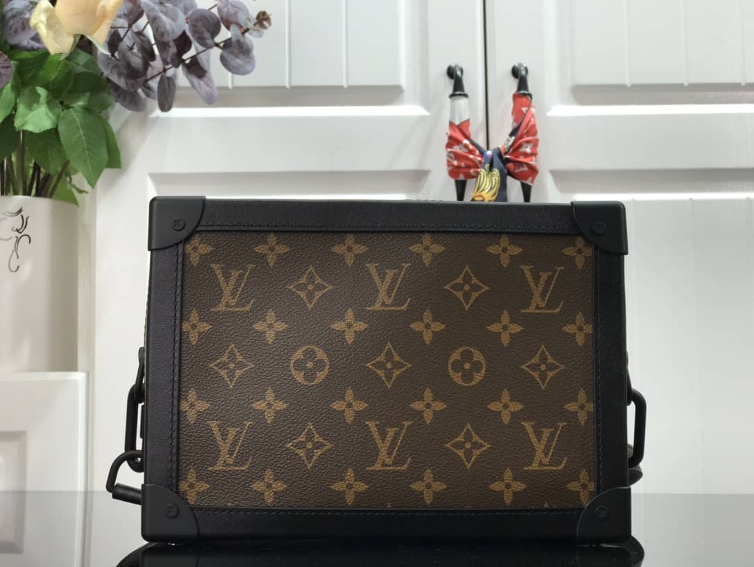 L0vis Vvtt0n Soft Trunk Monogram Canvas Replica Bag M45619