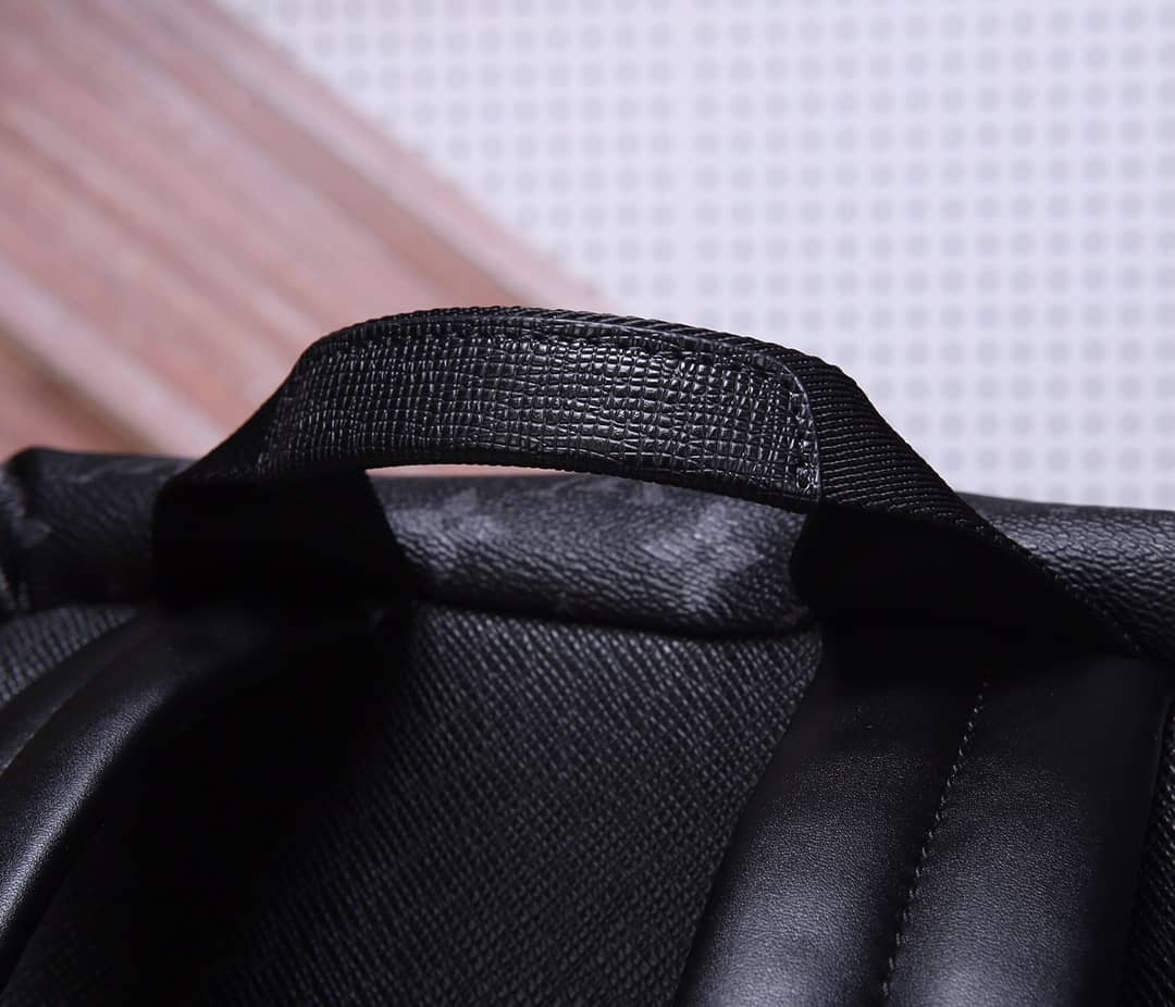 L0vis Vvtt0n Discovery PM Leather Canvas Black M30230 Replica Backpack