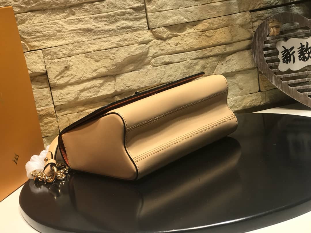 L0vis Vvtt0n Twist Epi Handbag Replica