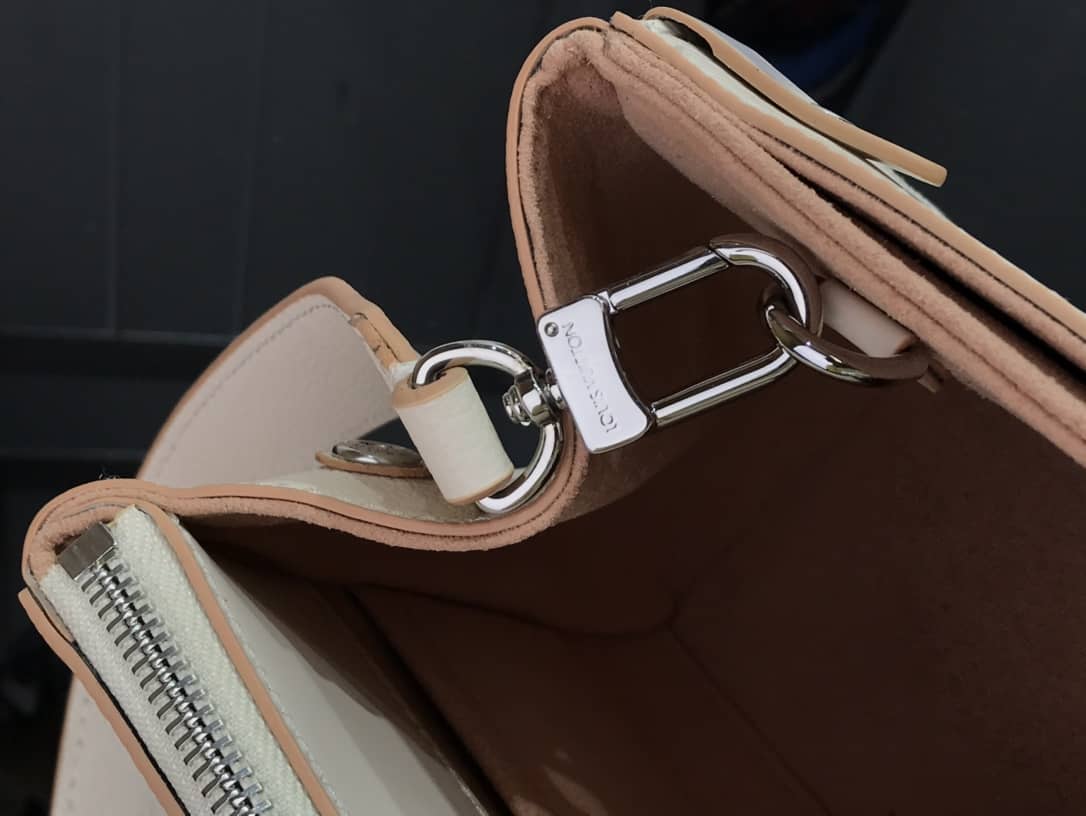 L0vis Vvtt0n Grenelle PM Tote Replica Apricot M57681