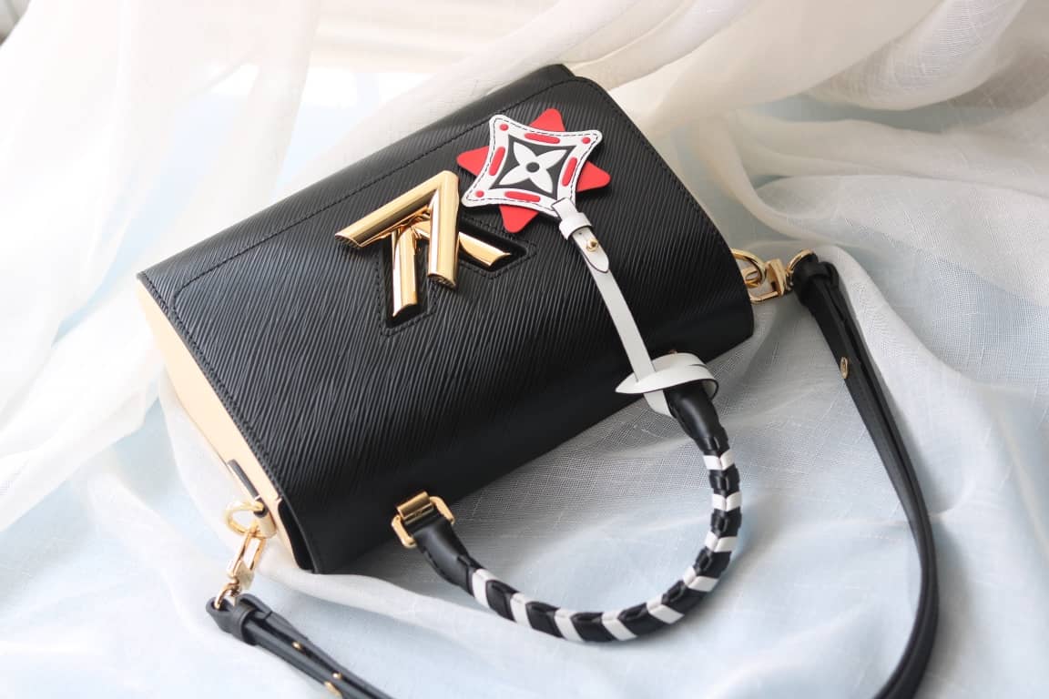 L0vis Vvtt0n Textured Epi Leather Twist Series Bag Black