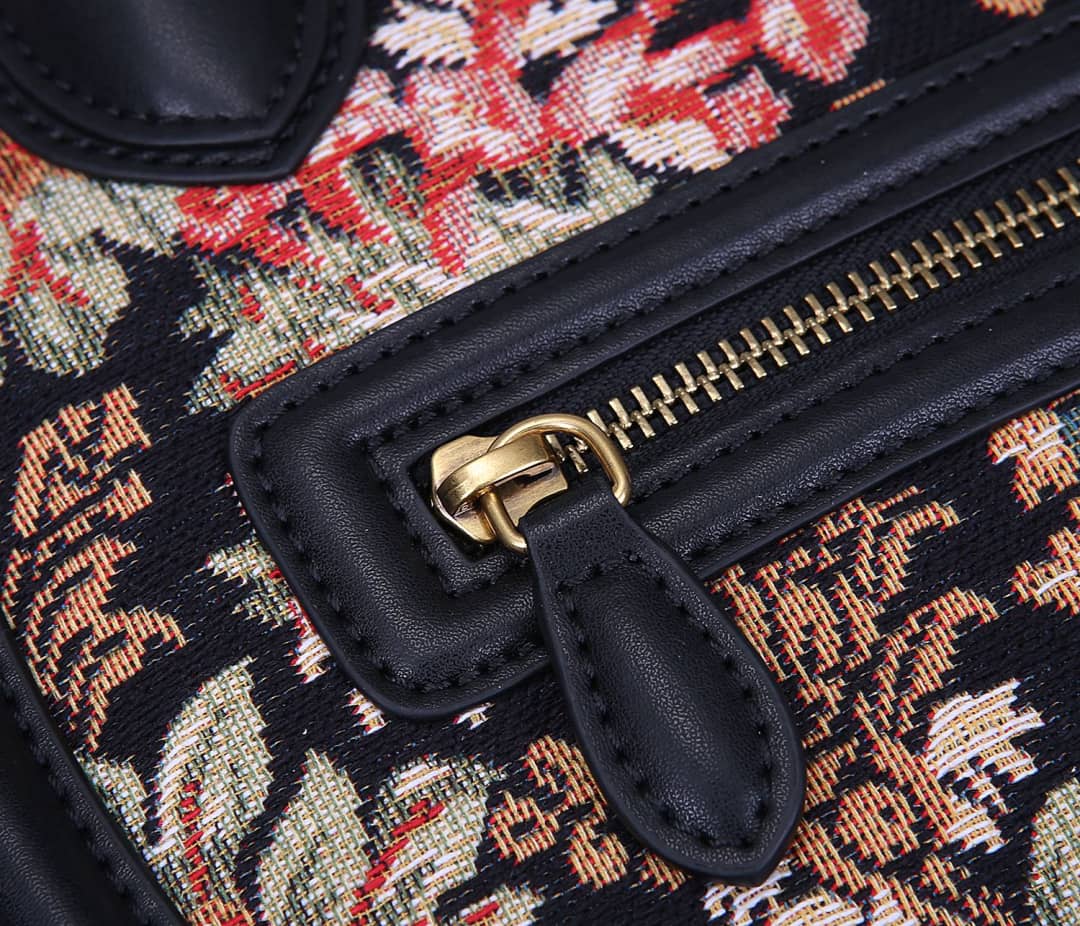 Ce1i*e Dupe Luggage Nano Shopper Replica Handbag