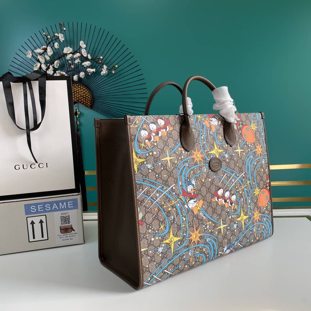 Gvc*1 x Disney Donald Duck Tote Replica 650037