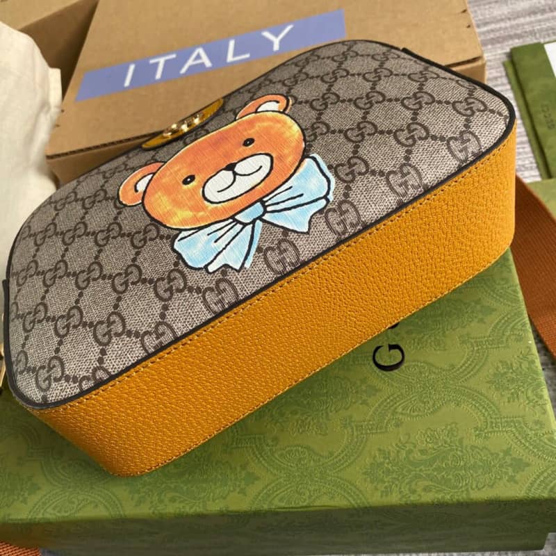 Gvc*1 Svp*me Canvas Camera Bag Replica Yellow 574886