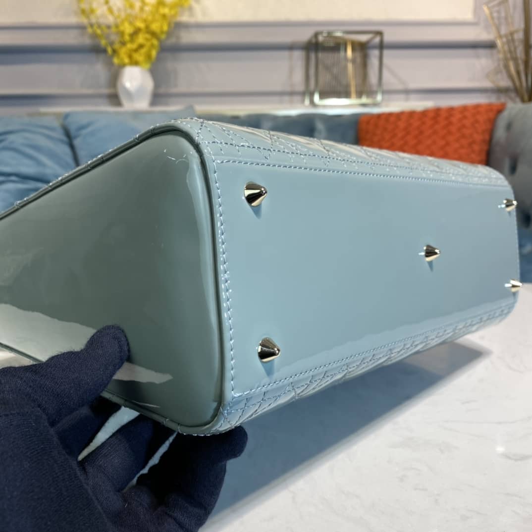 Lady D10r Dupe 32CM Replica Bag