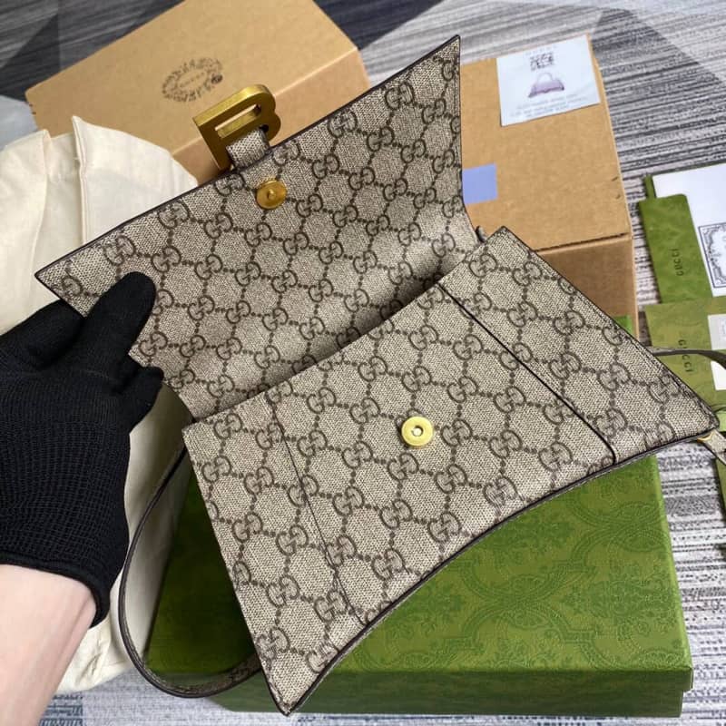 Gvc*1 Bag Dupes X Ba1en*iaga Replica 658575