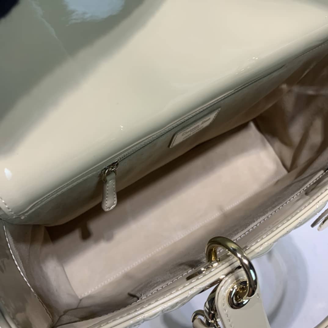 Chr1st1an D10r Lady D10r 32CM Replica Bag