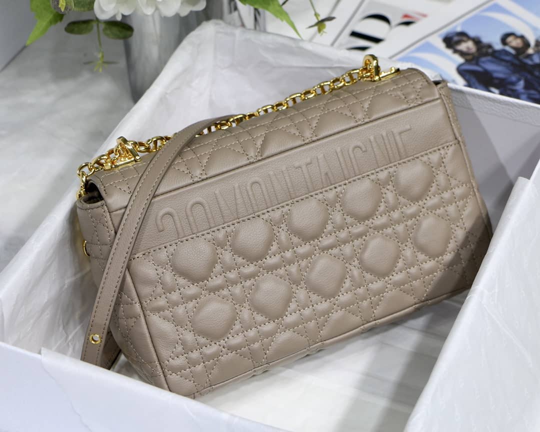 Chr1st1an D10r Caro Replica Bag