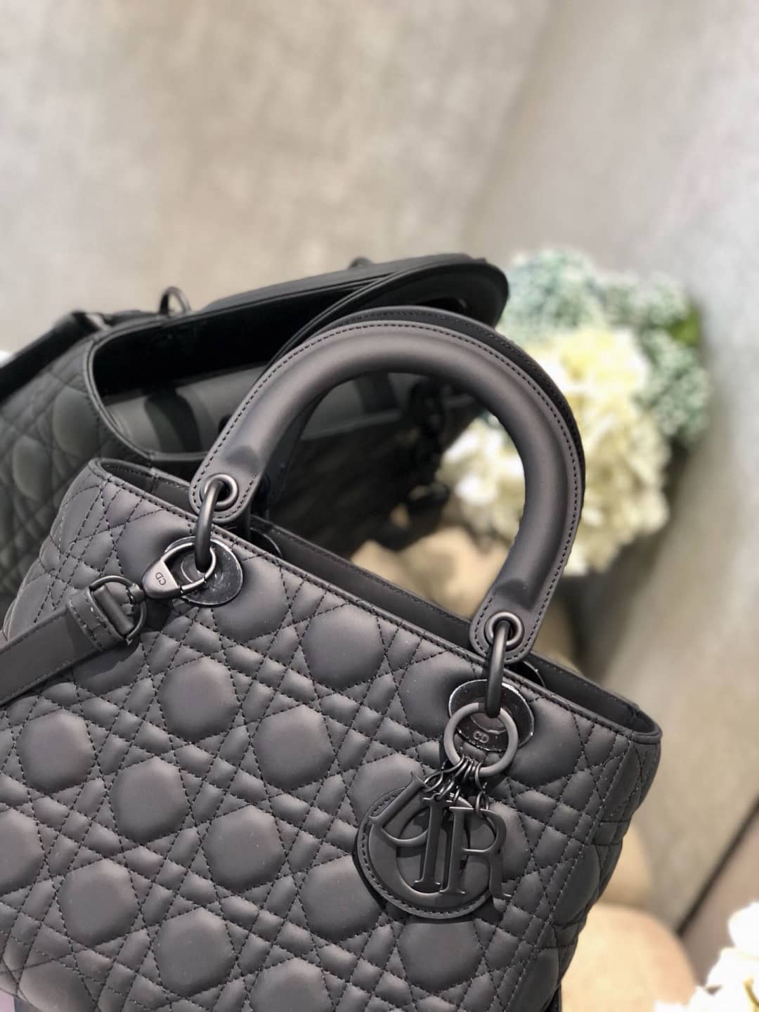 Chr1st1an D10r Lady D10r 24CM Replica Bag