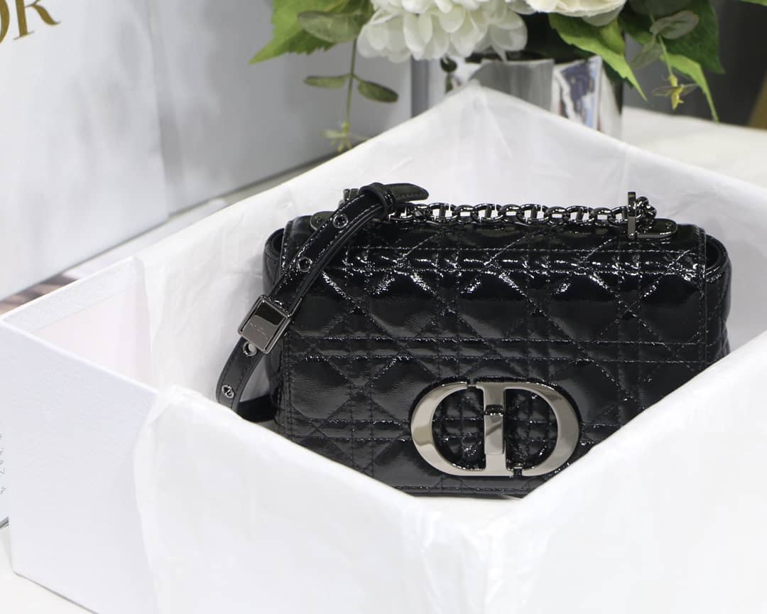 Chr1st1an D10r Caro Replica Bag