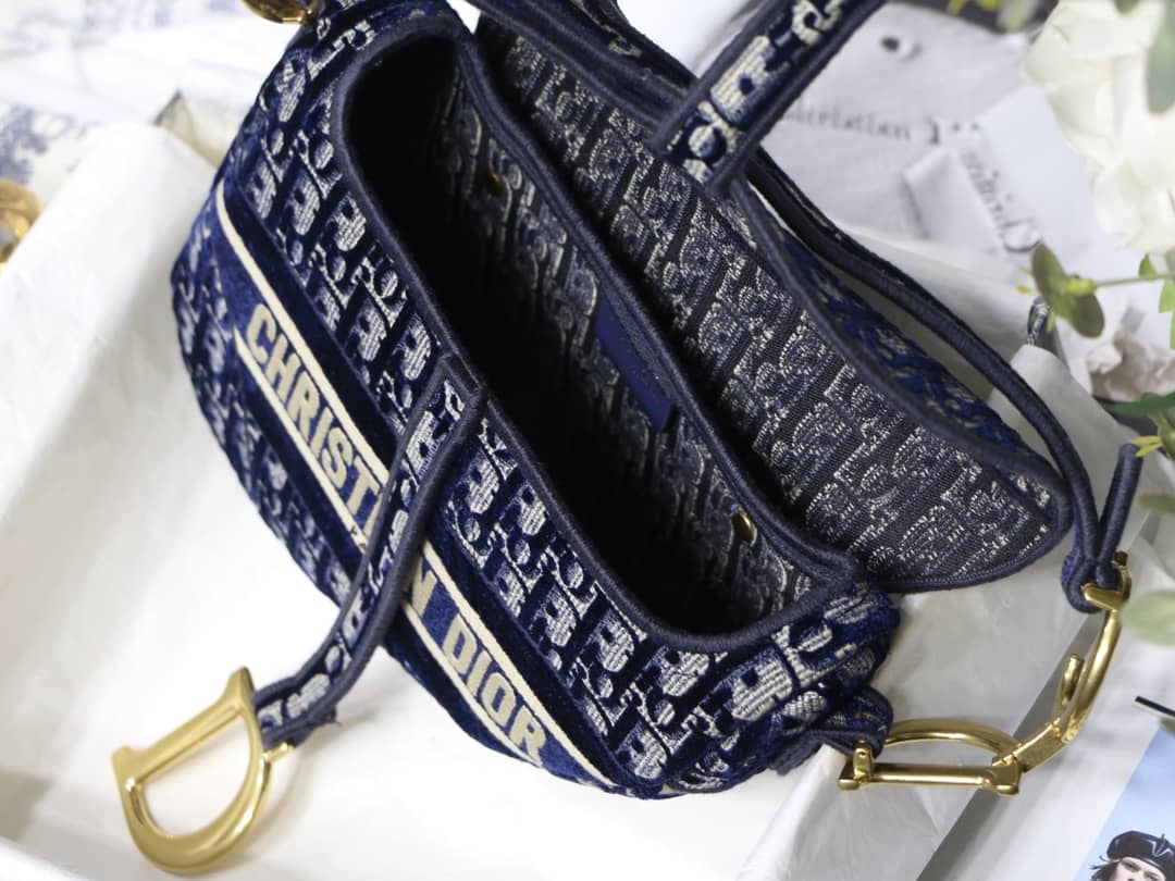 D10r Saddle Bag Dupe 25.5CM